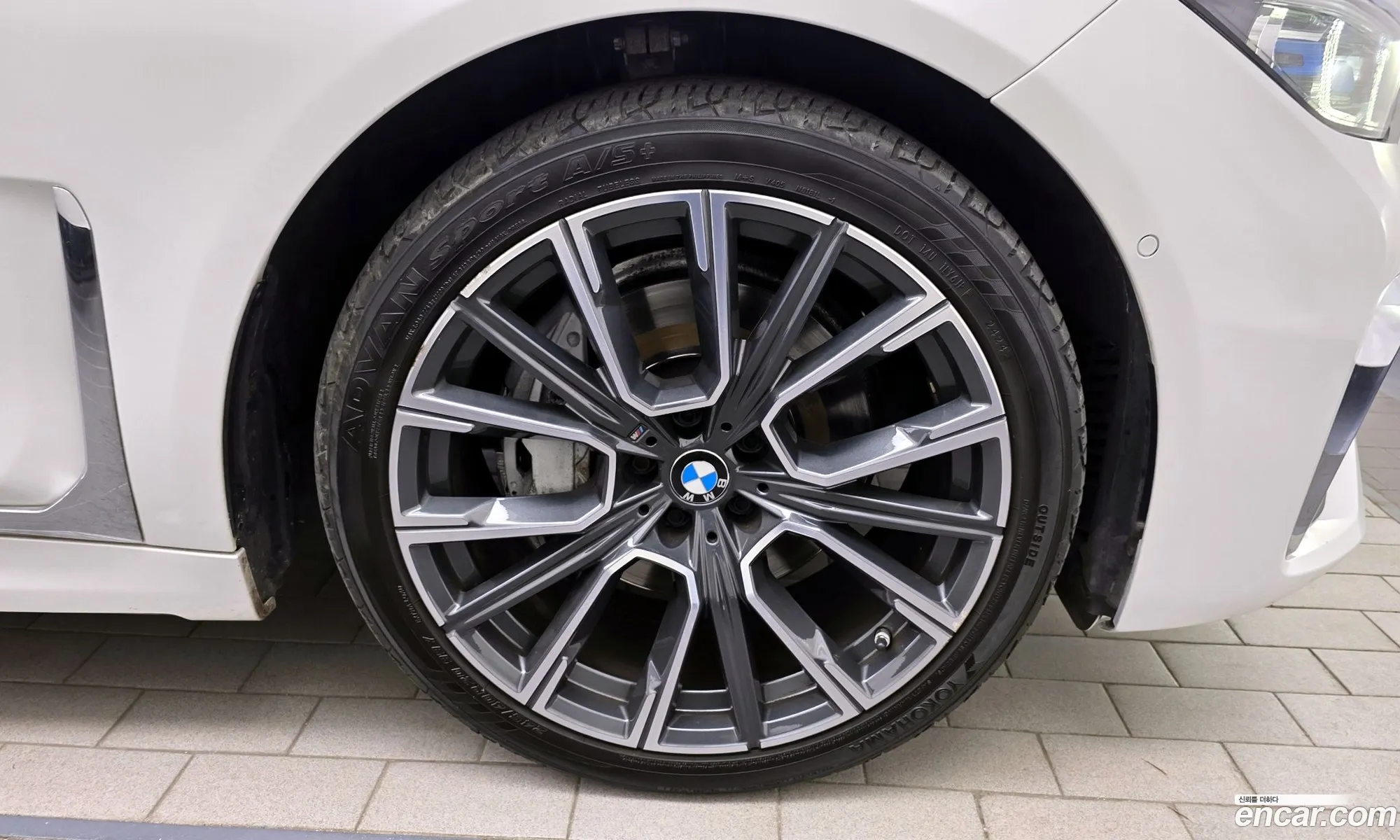 BMW 7 Series 2021 — 18