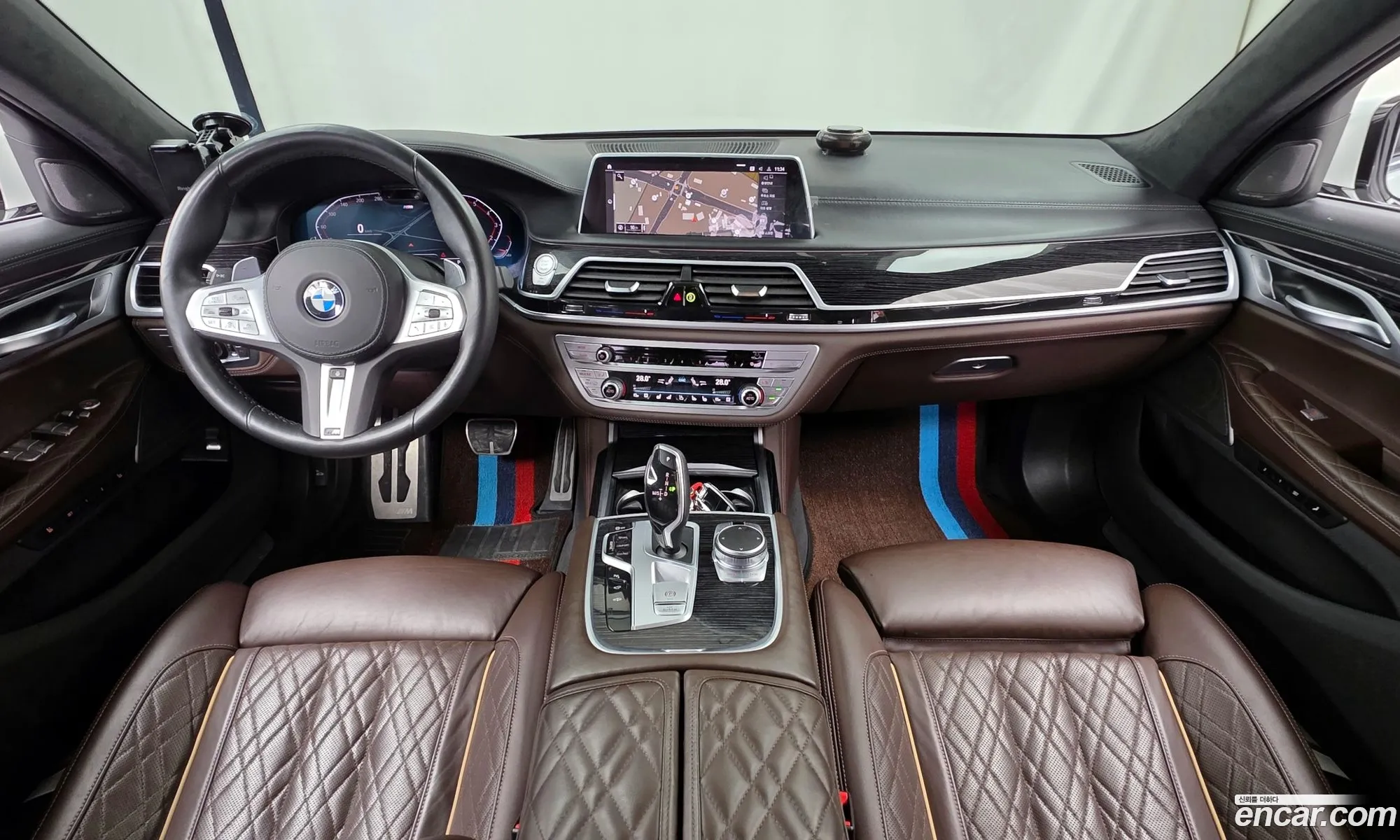 BMW 7 Series 2021 — 11