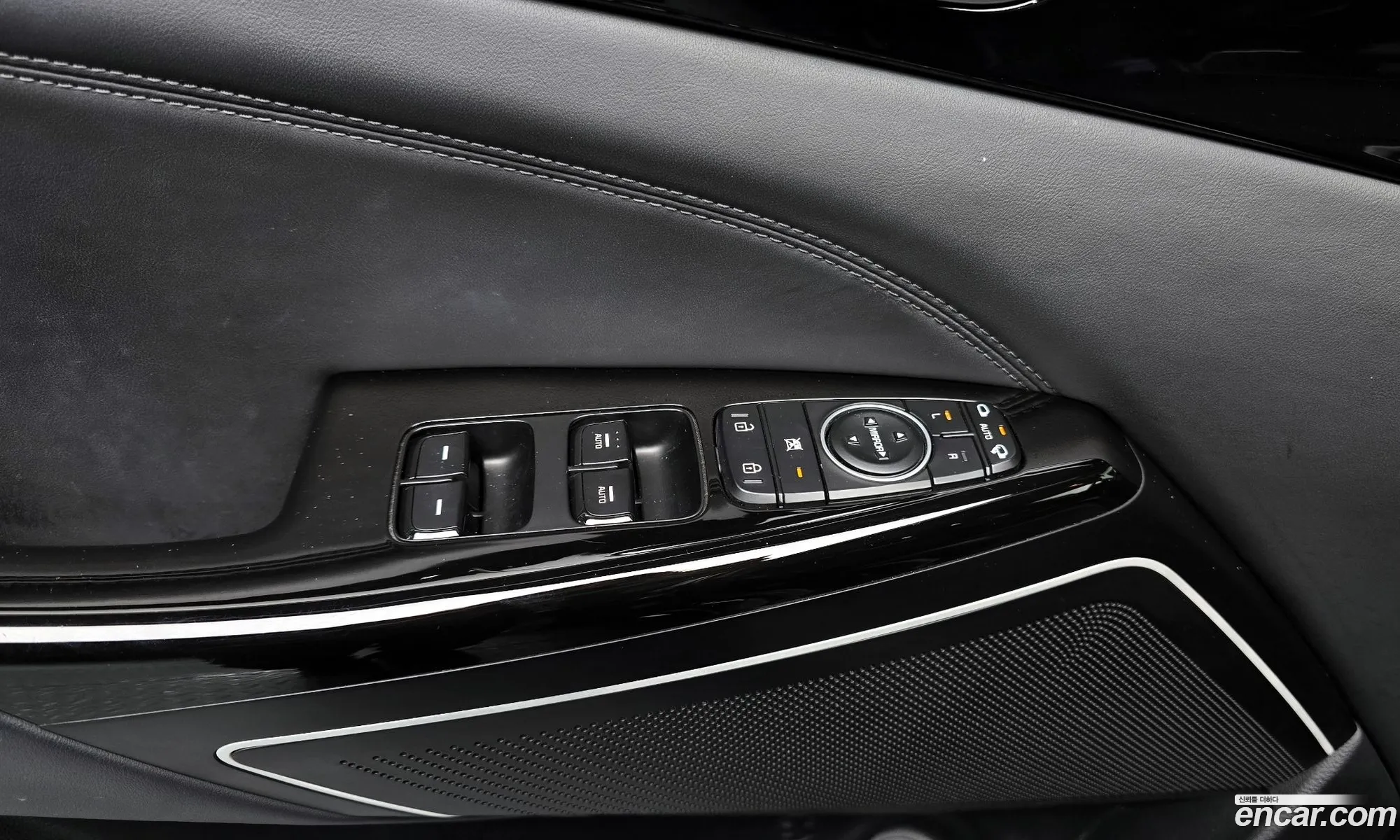 Kia K7 2016 — 11