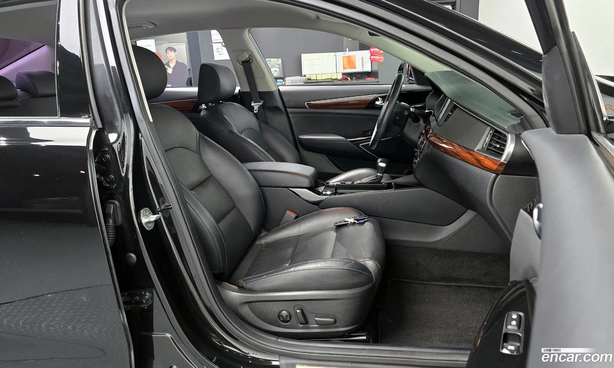 Kia K7 2016 — 13