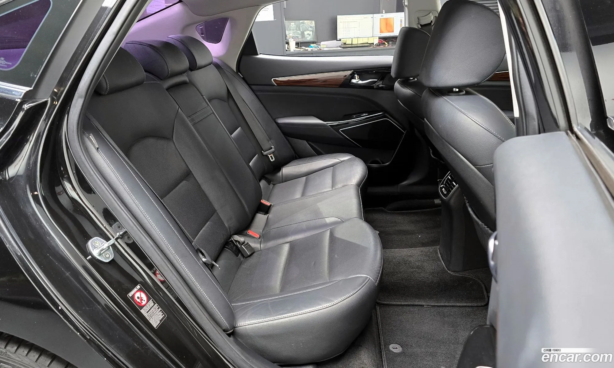 Kia K7 2016 — 14
