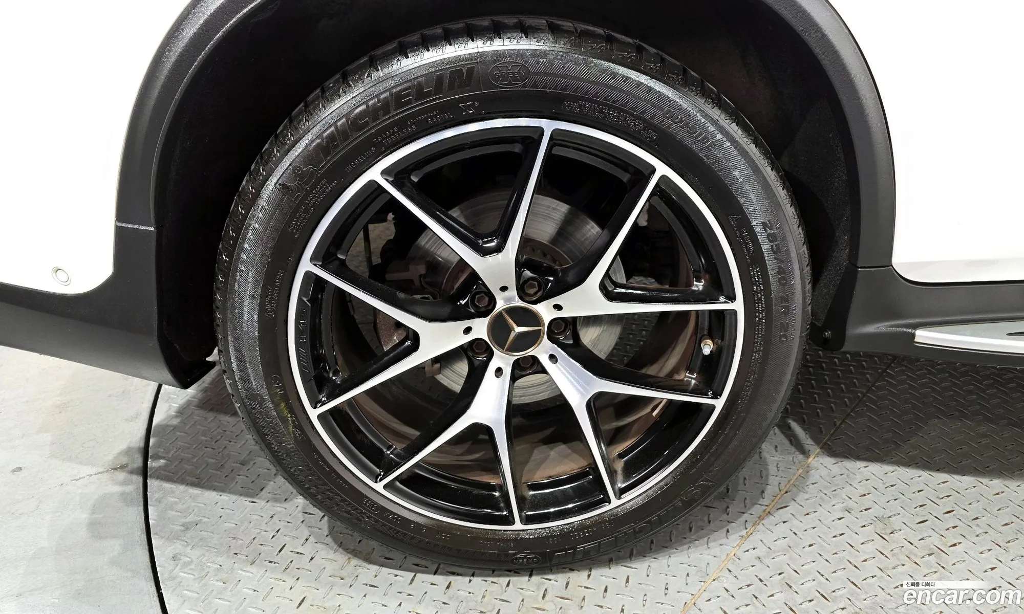 Mercedes-Benz GLC-Class X253 2021 — 17