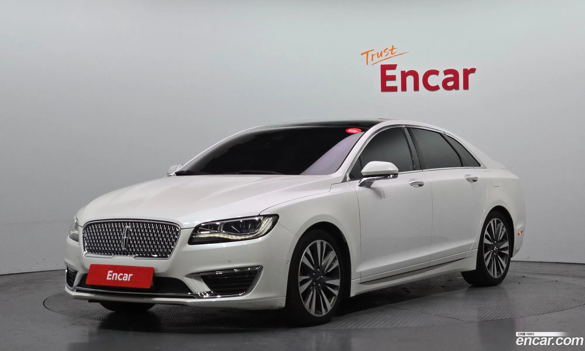 Lincoln MKZ 2019 3LN6L5E93KR610348 — 11