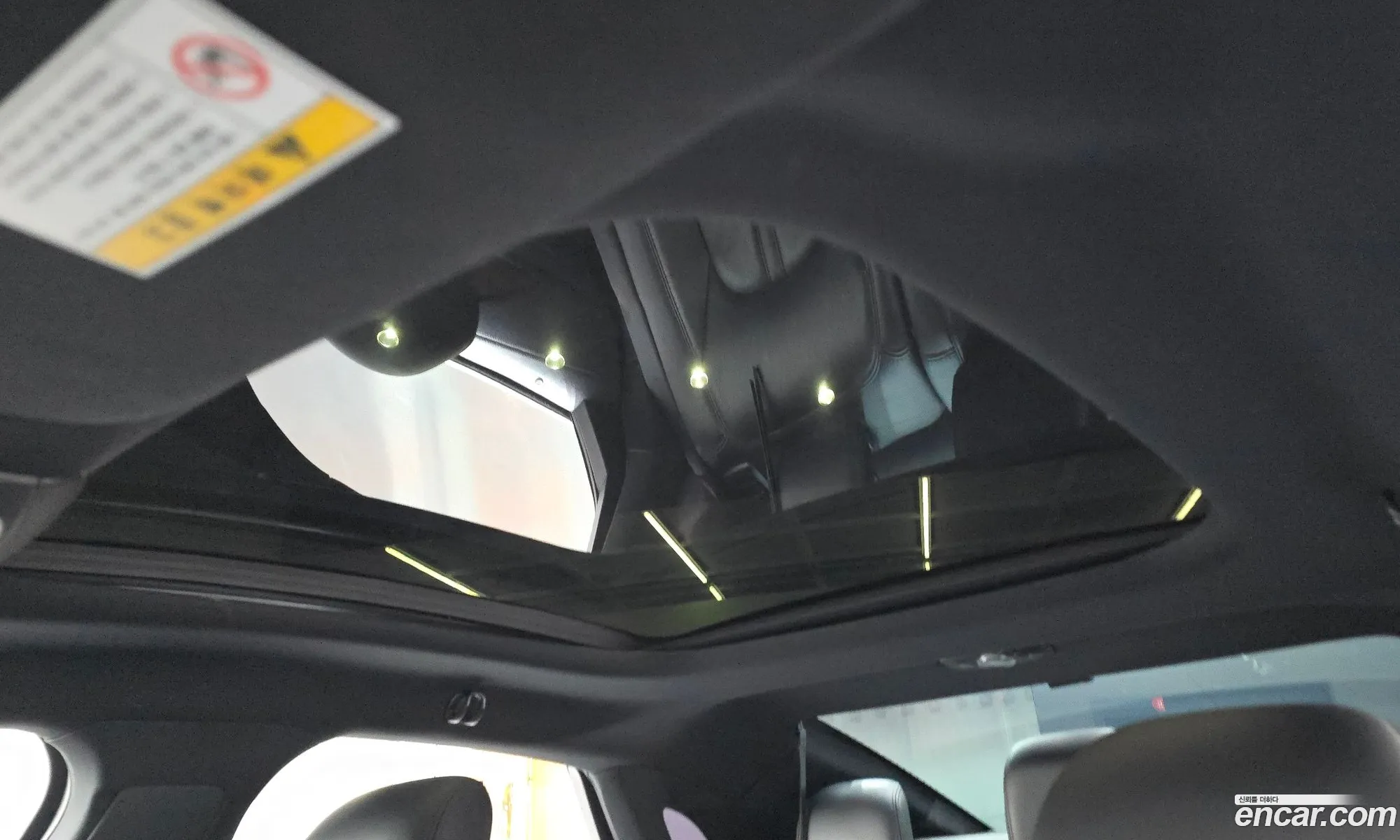 Lincoln MKZ 2019 3LN6L5E93KR610348 — 15