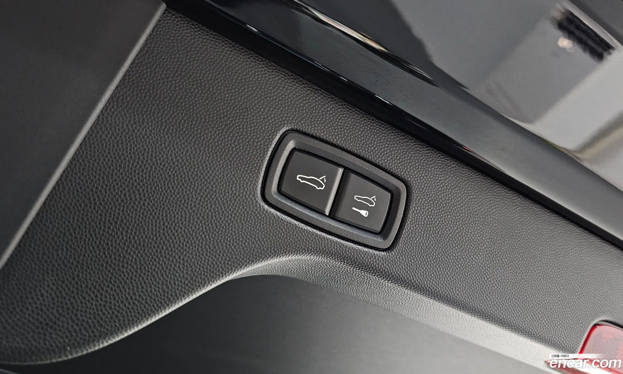 Porsche Macan EV 2025 WP1AA2XA9SL000474 — 13