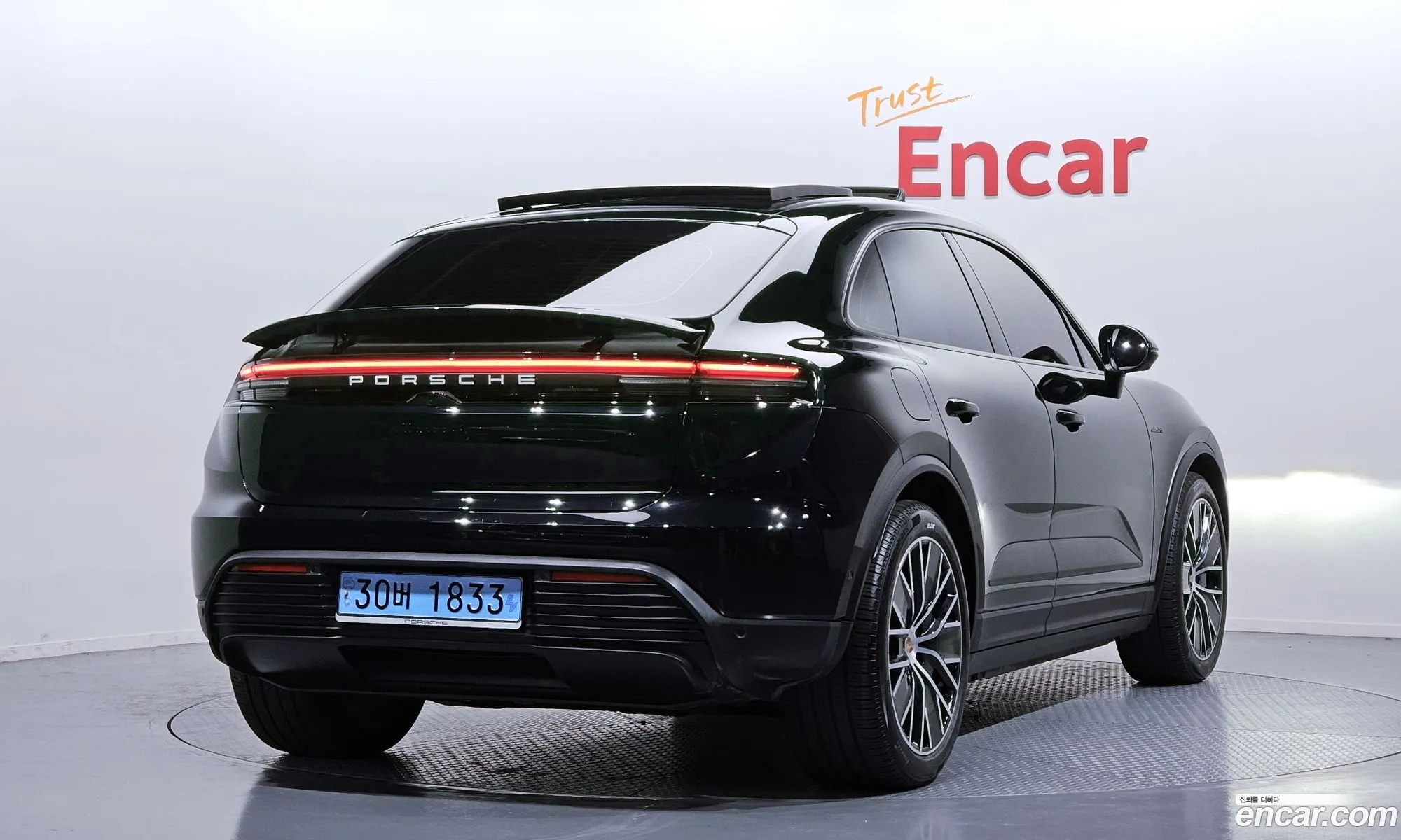 Porsche Macan EV 2025 WP1AA2XA9SL000474 — 9