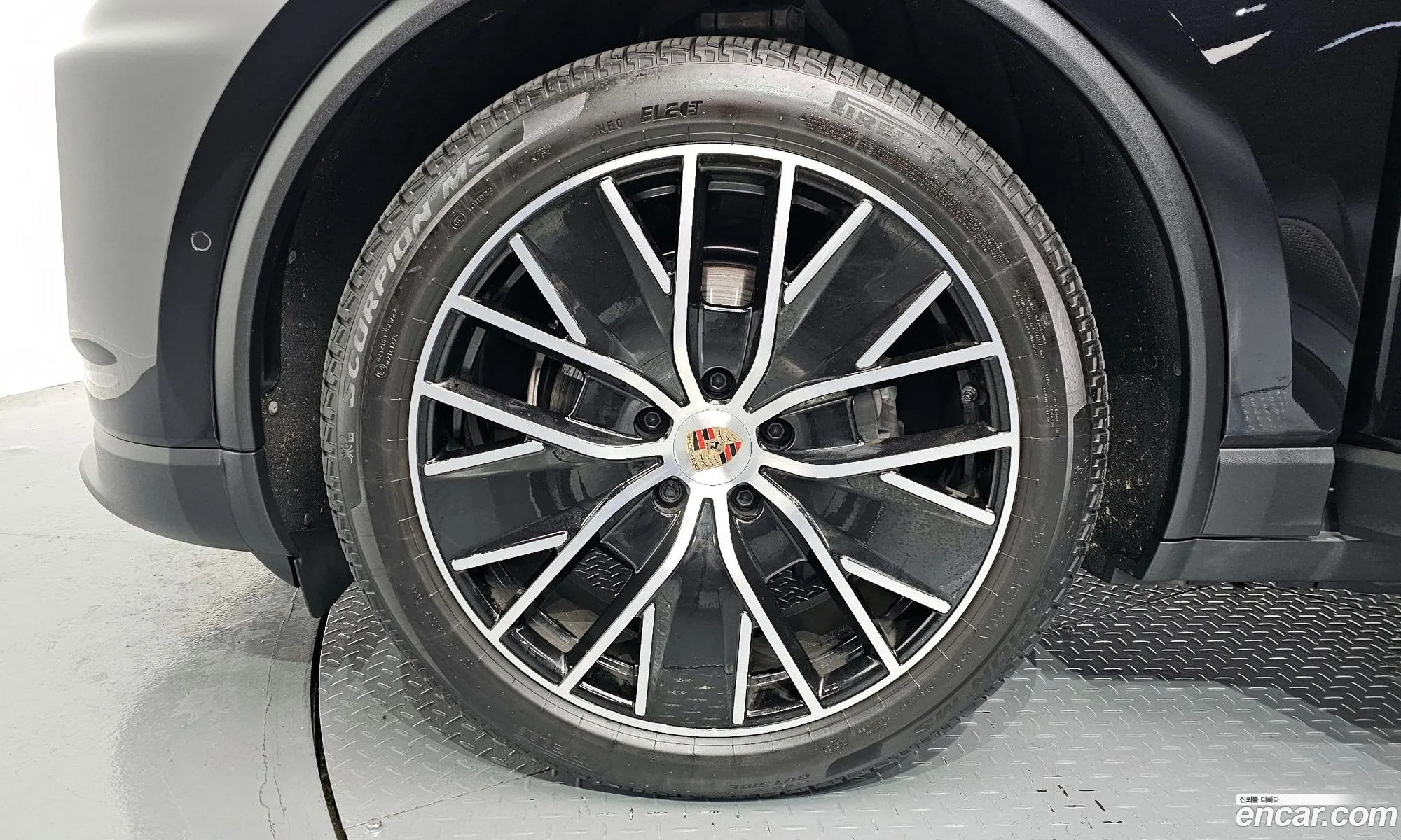 Porsche Macan EV 2025 WP1AA2XA9SL000474 — 20