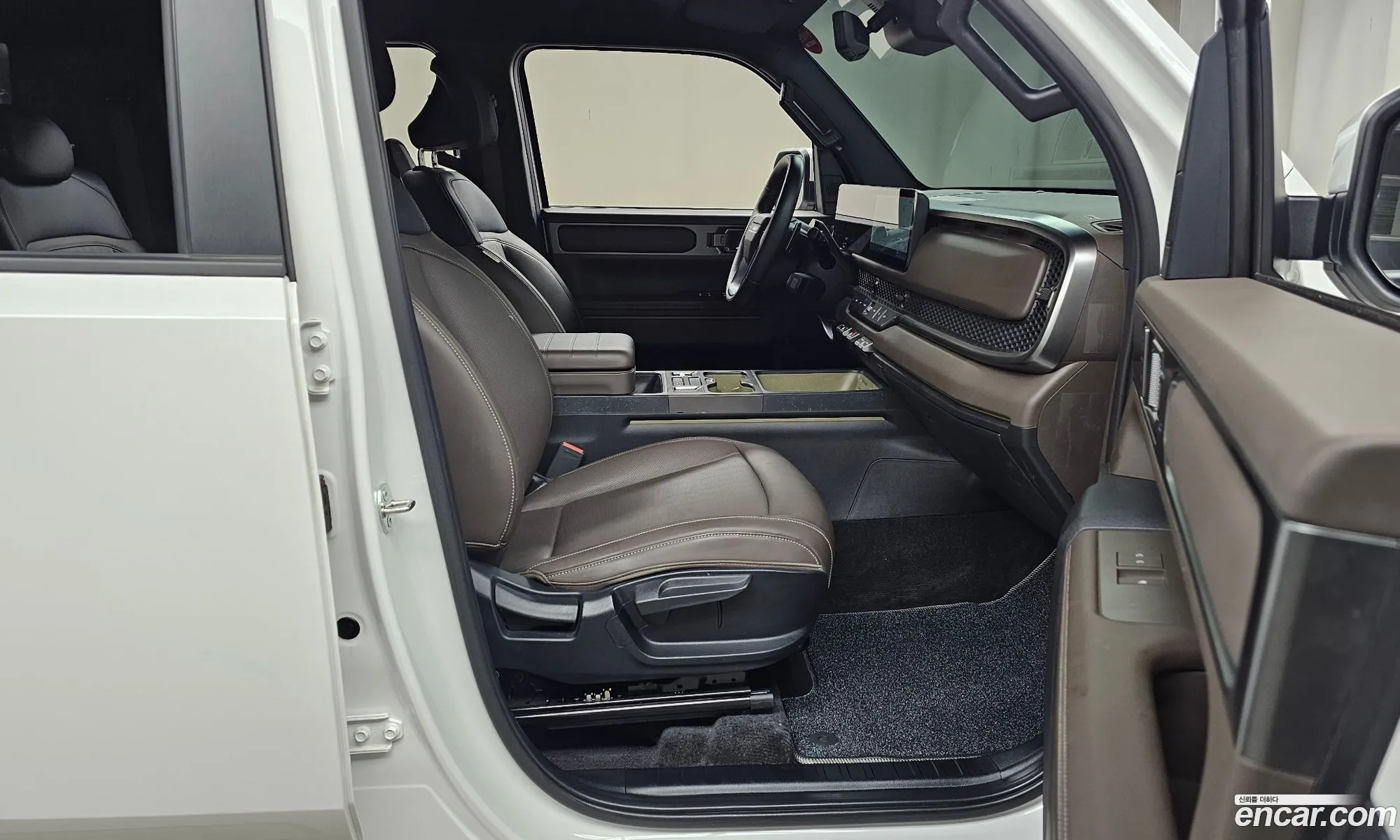Kia Tasman 2025 — 10