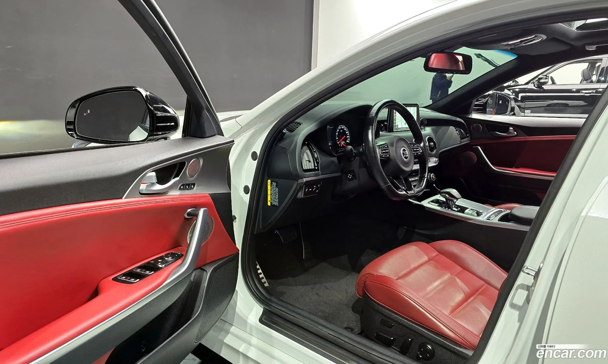 Kia Stinger 2020 — 18