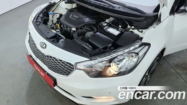 Kia K3 2013 — 2