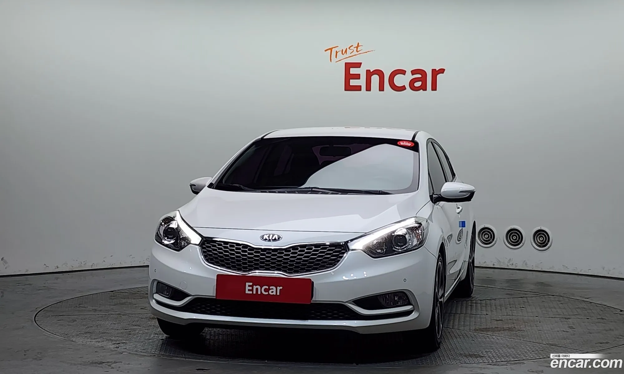 Kia K3 2013 — 12