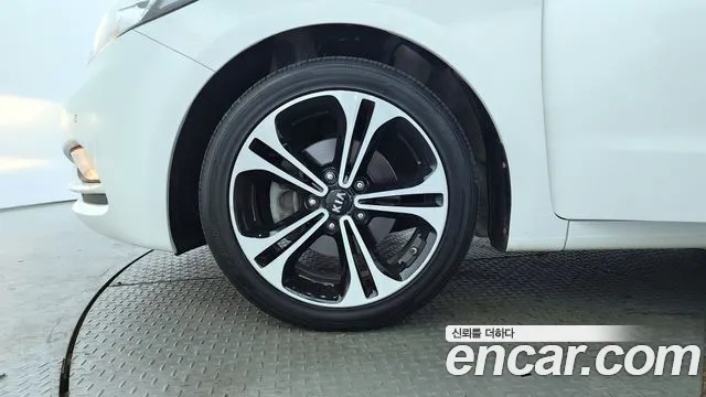 Kia K3 2013 — 9