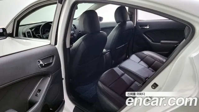 Kia K3 2013 — 14