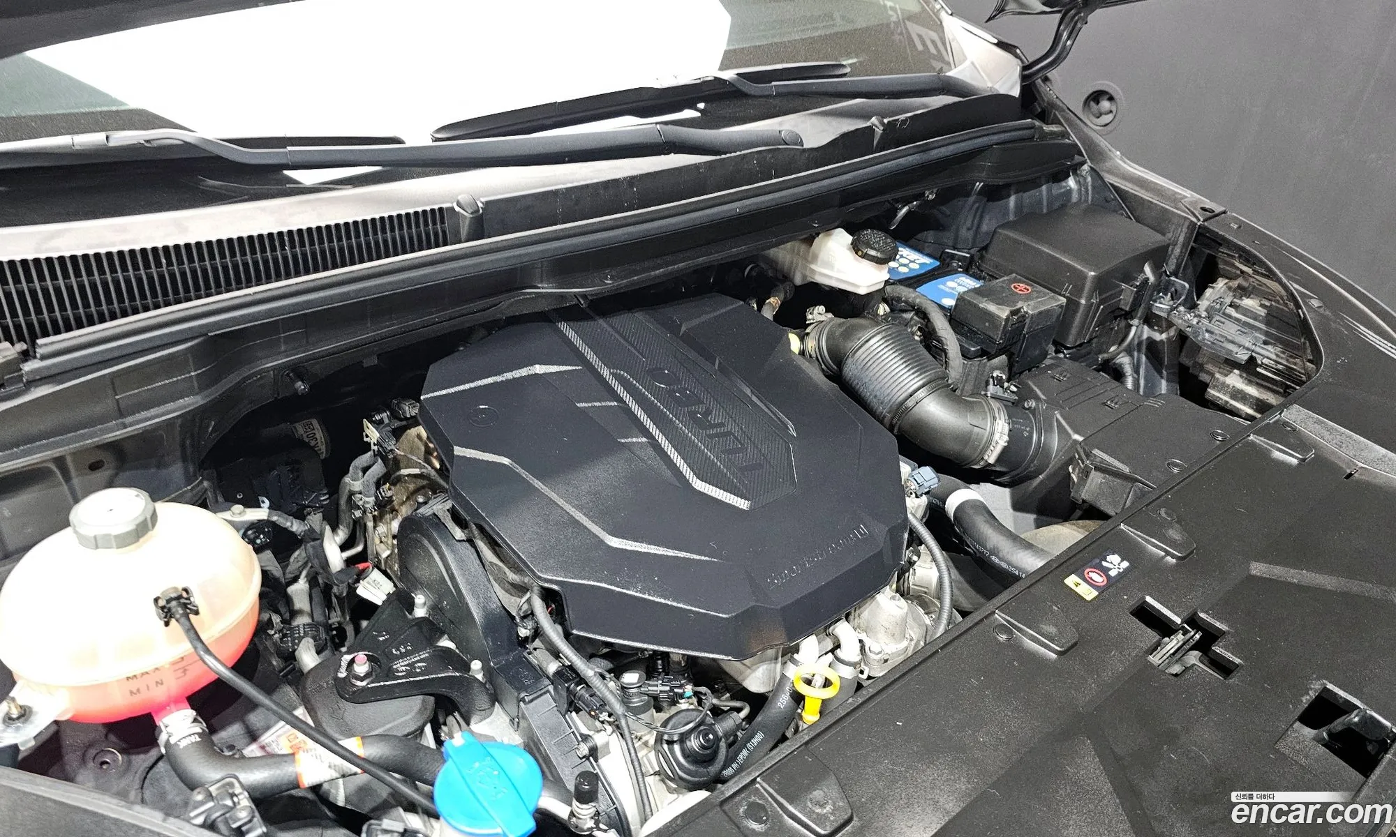 Kia Carnival 2020 KNANE81BBMS010377 — 4