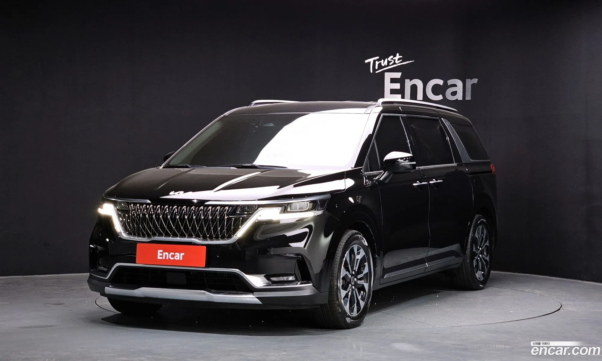 Kia Carnival 2020 KNANE81BBMS010377 — 17