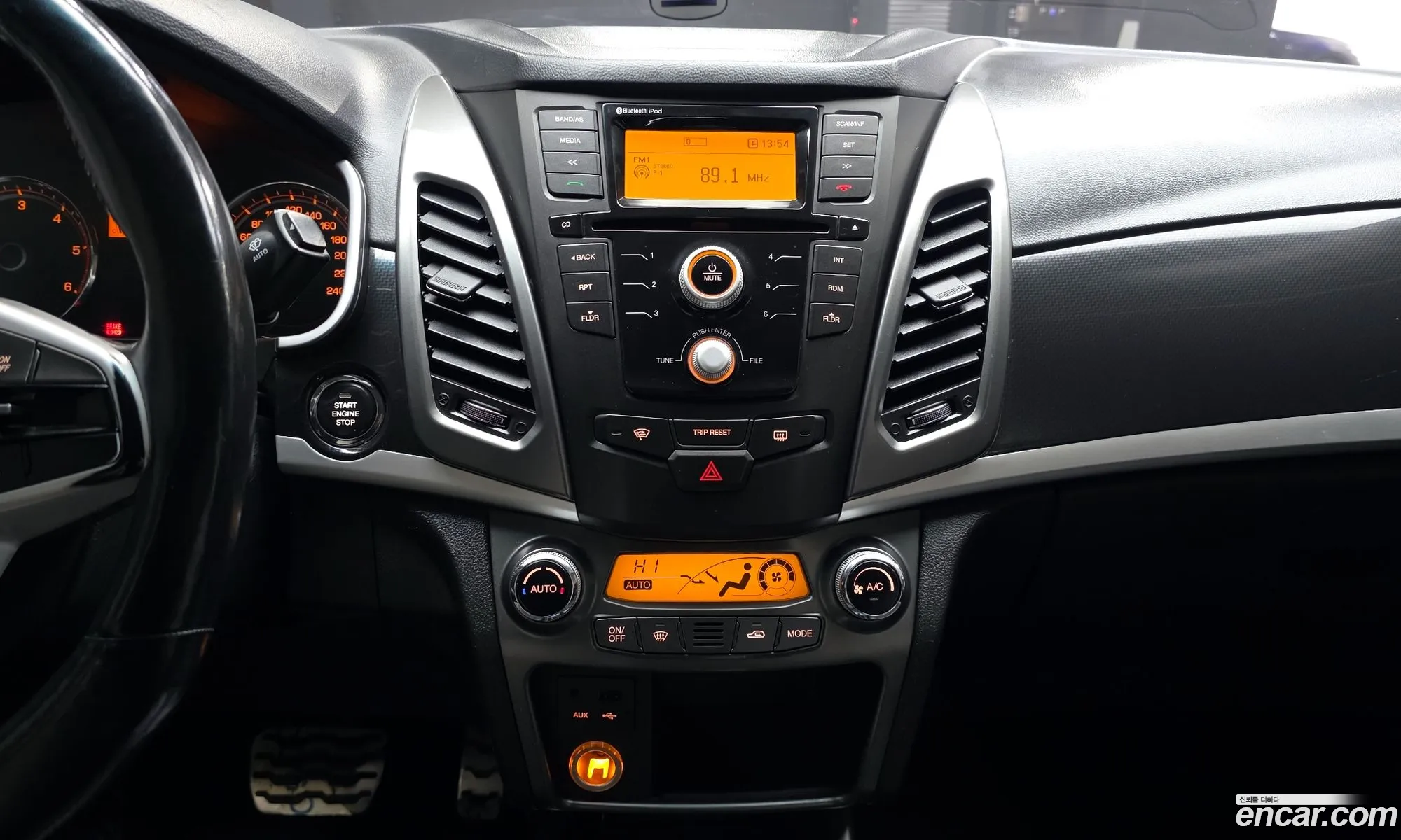 KG Mobility (SsangYong) Style Korando C 2017 — 10