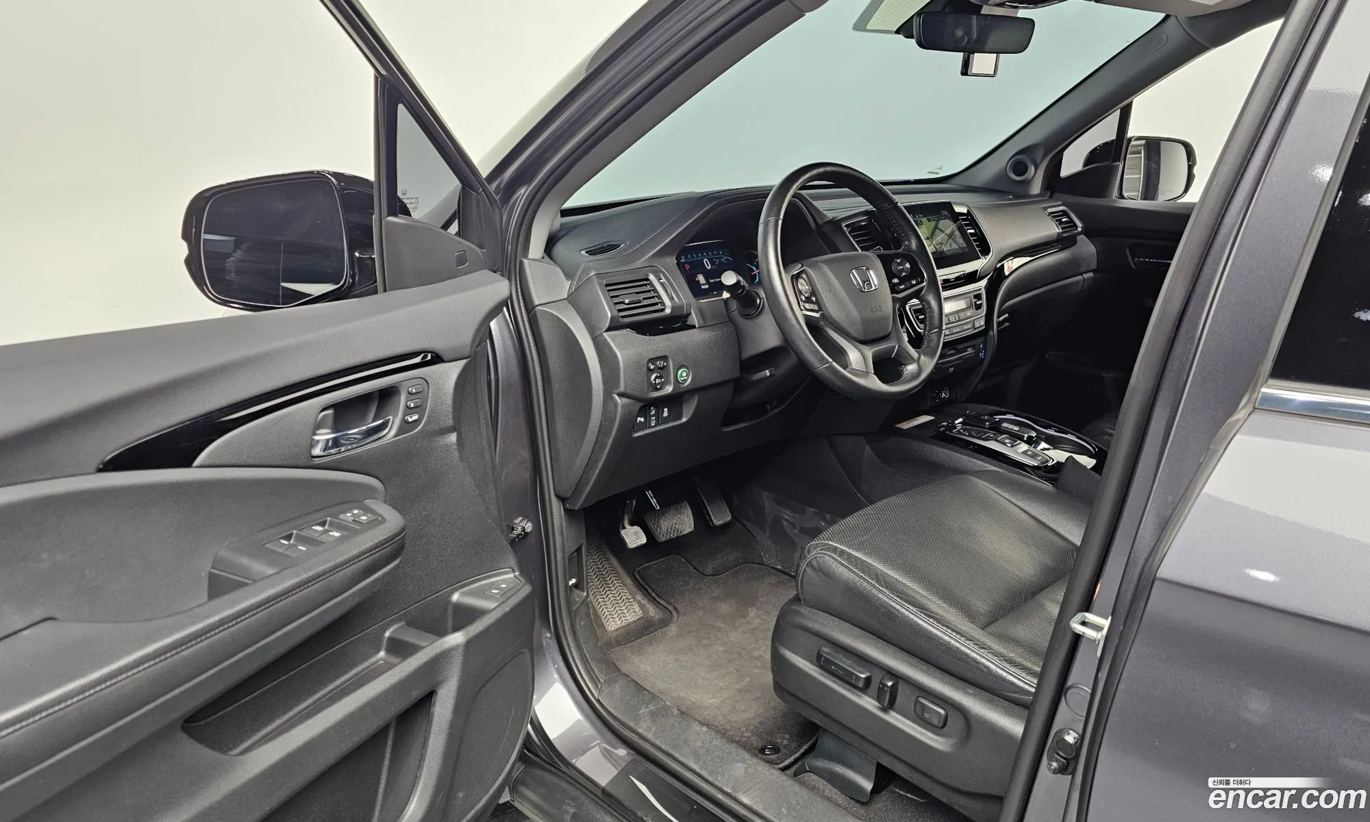 Honda Pilot 2018 5FNYF6800KB200013 — 3