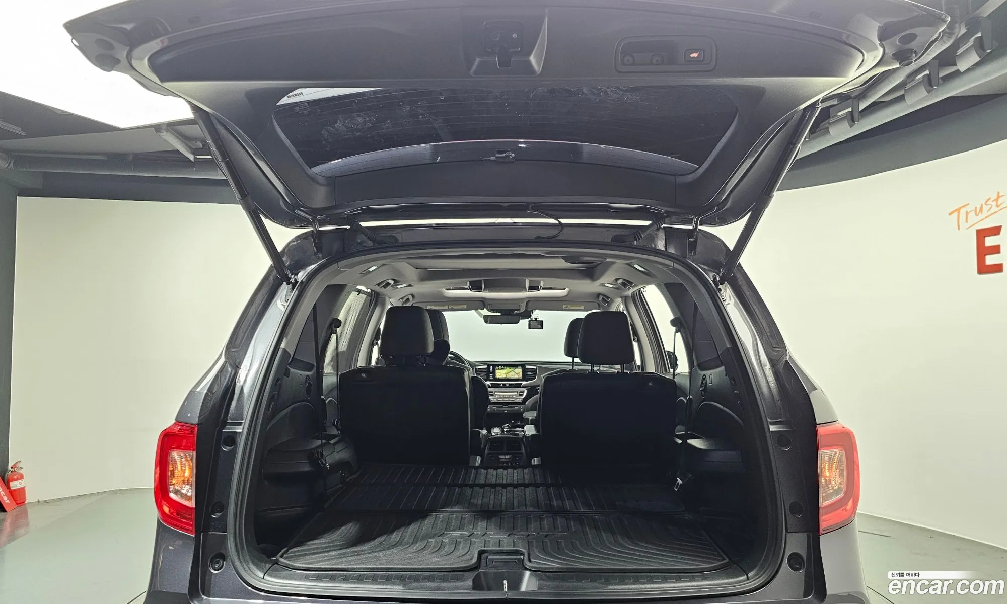 Honda Pilot 2018 5FNYF6800KB200013 — 8