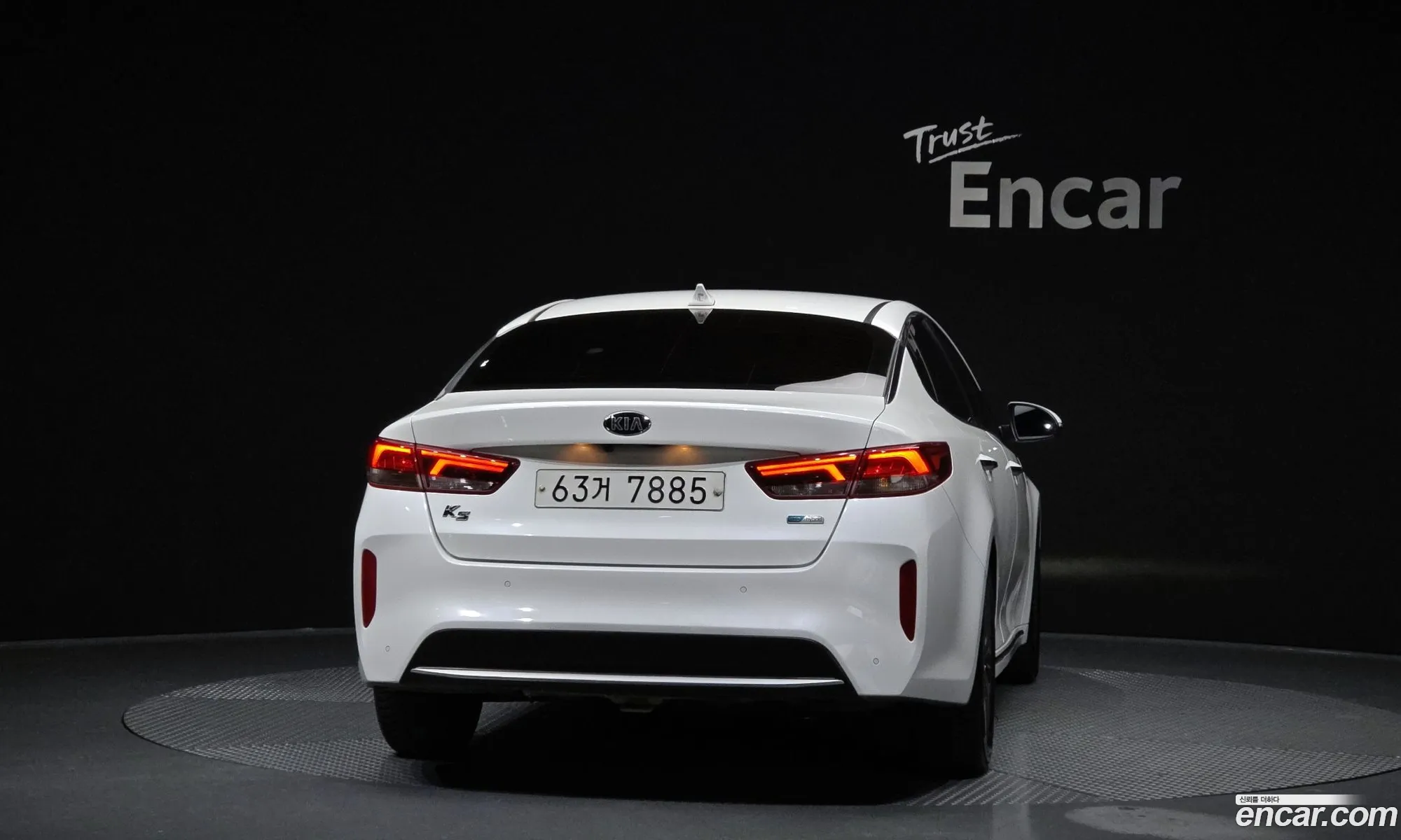 Kia K5 Hybrid 2018 — 8