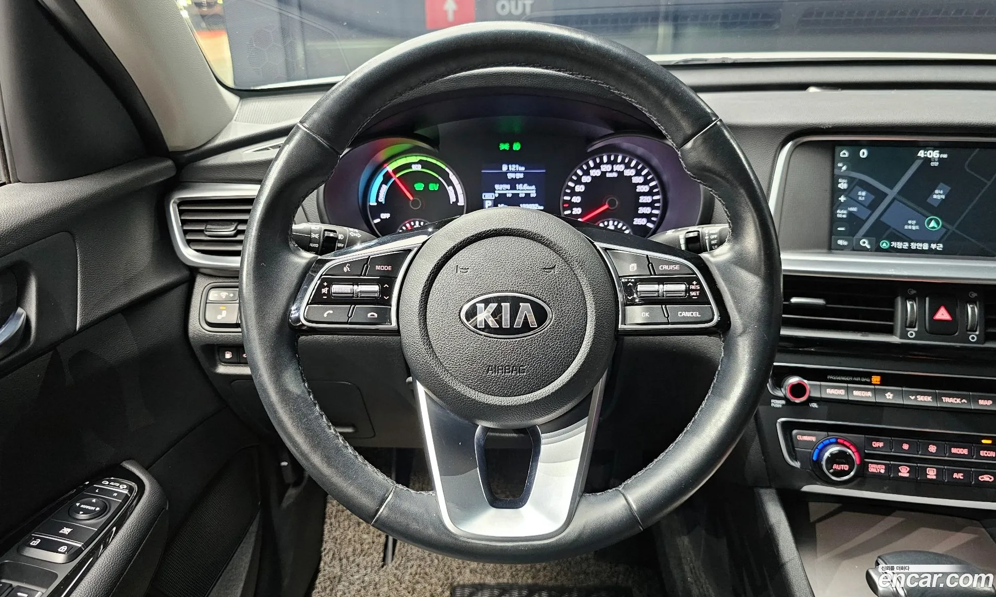 Kia K5 Hybrid 2018 — 13