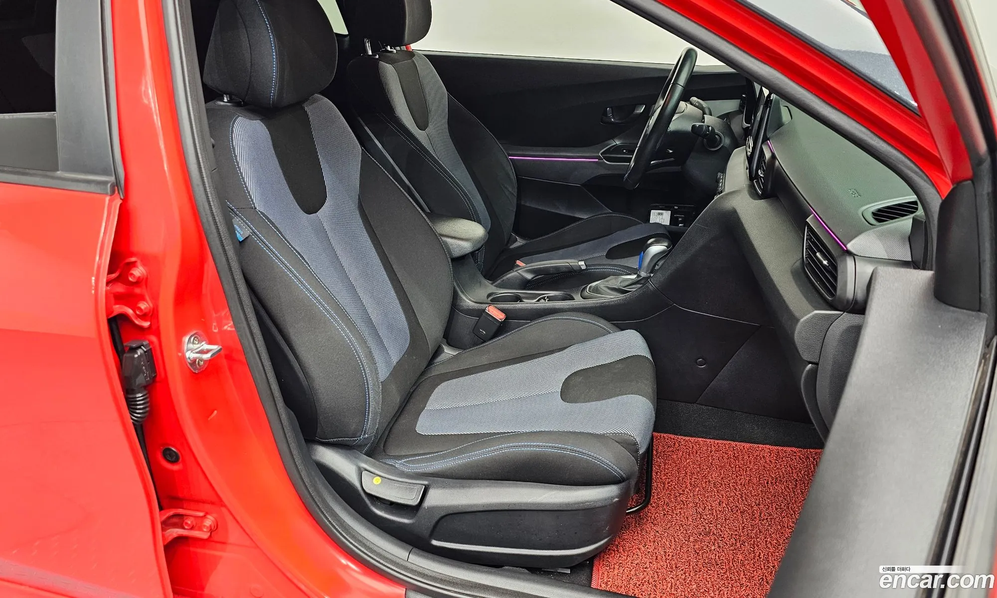 Hyundai Veloster 2018 — 11