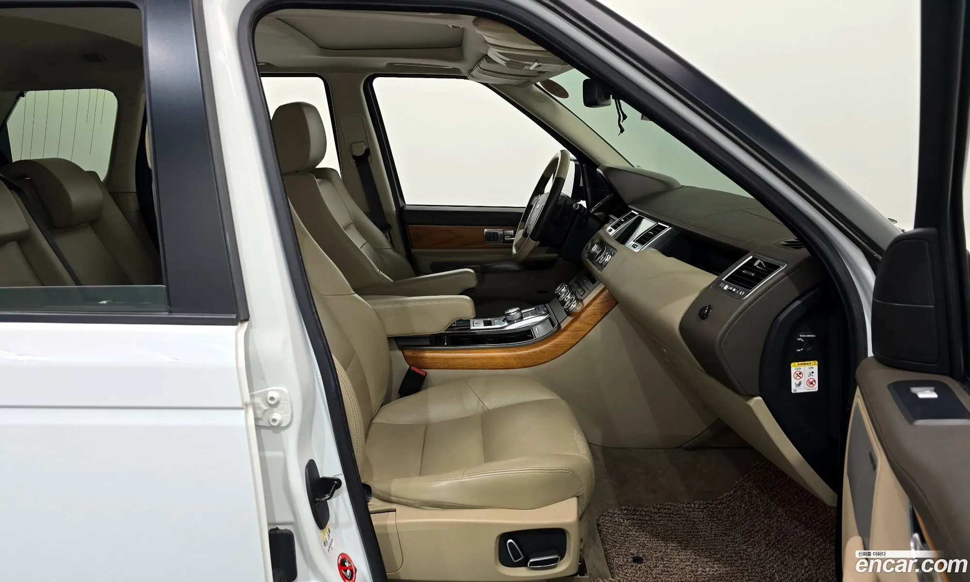 Land Rover Range Rover Sport 2013 — 12