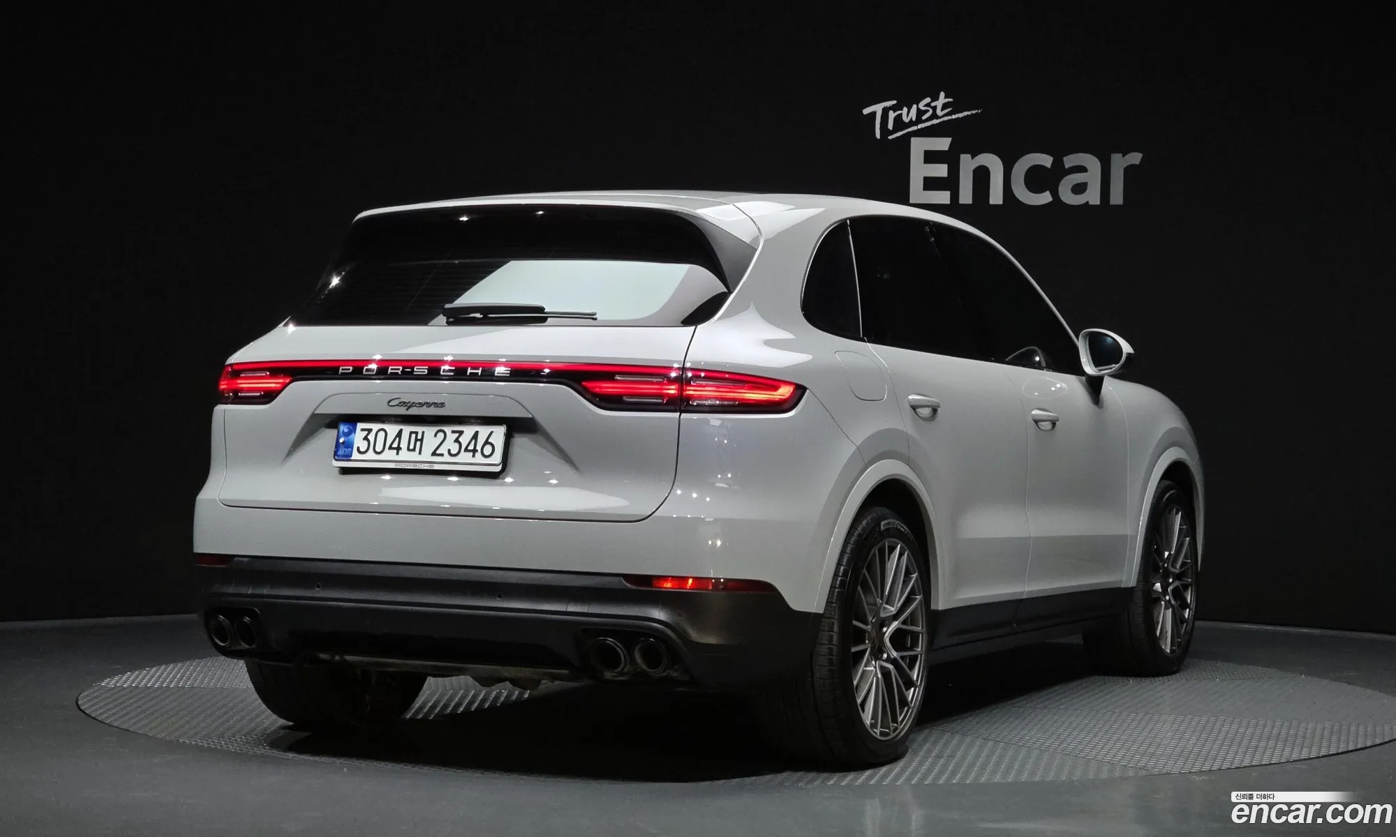 Porsche Cayenne 2022 — 19