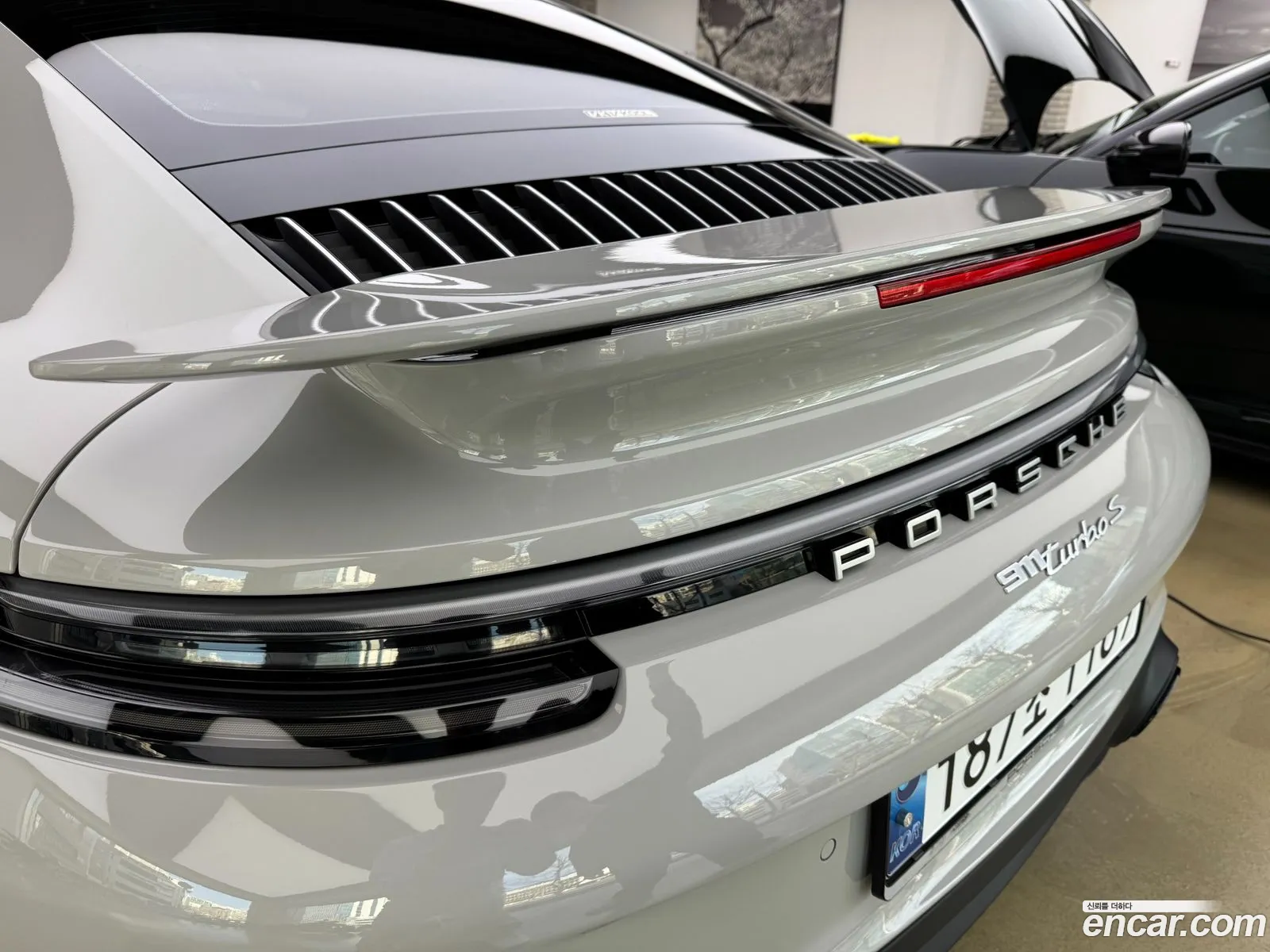 Porsche 911 2023 — 2