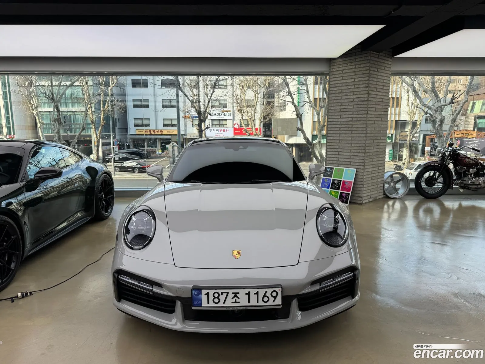 Porsche 911 2023 — 19