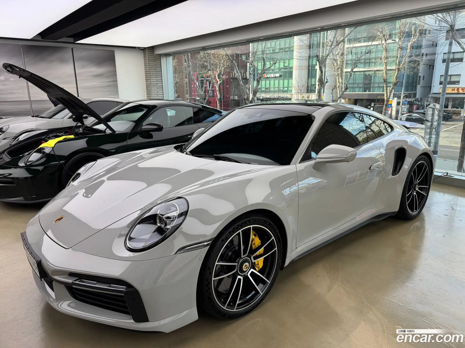 Porsche 911 2023 — 4