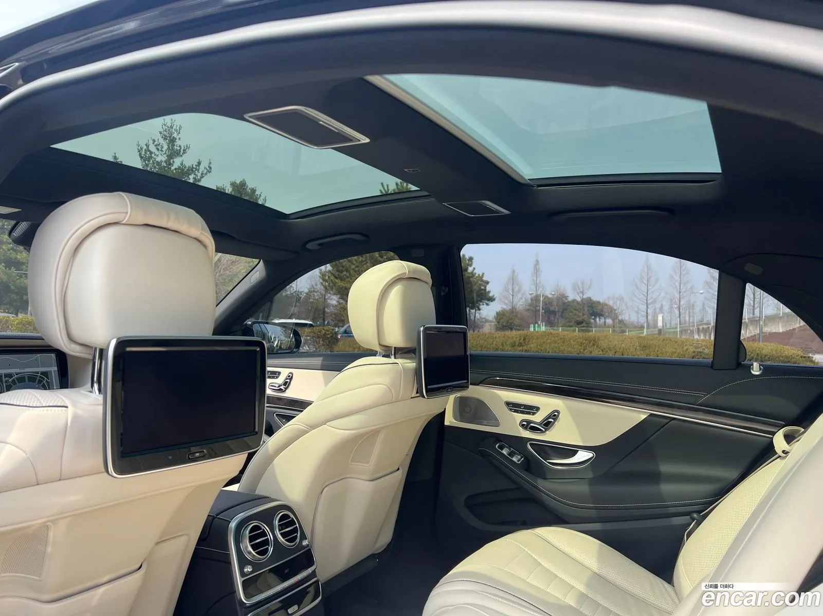 Mercedes-Benz S-Class W222 2015 — 13