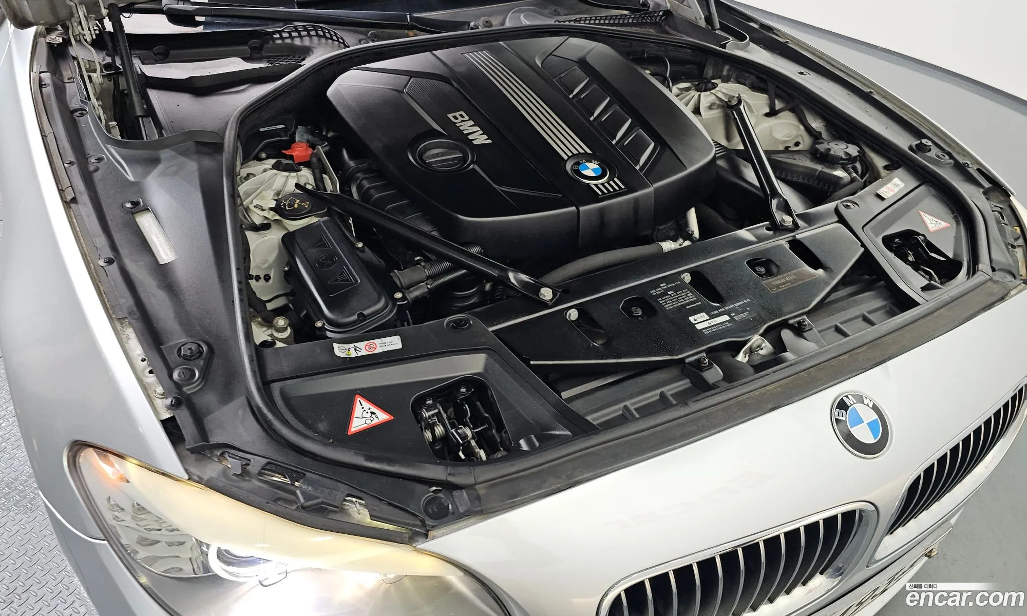 BMW 5 Series 2011 WBAFW1108BC664400 — 12