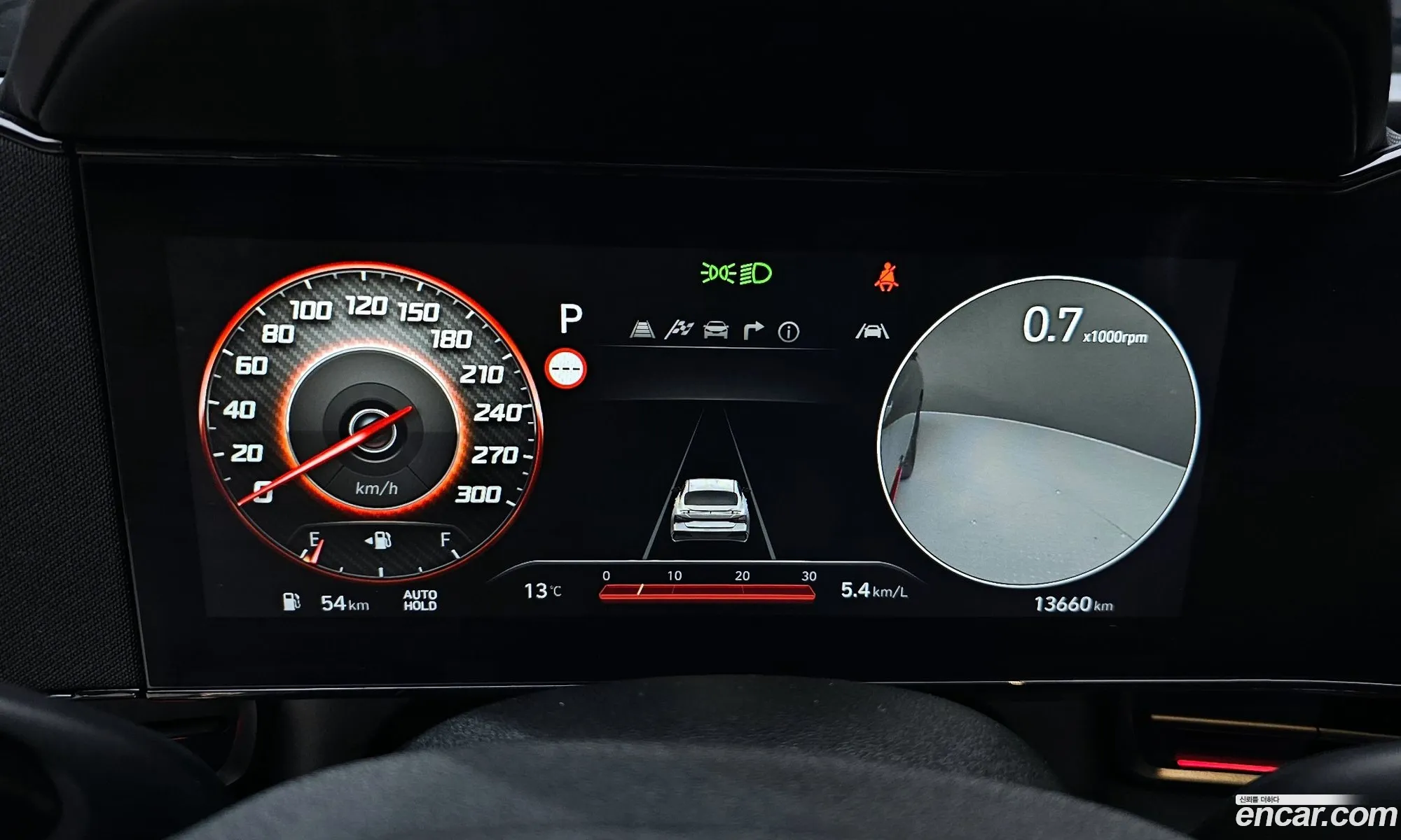 Hyundai Elantra 2025 — 5