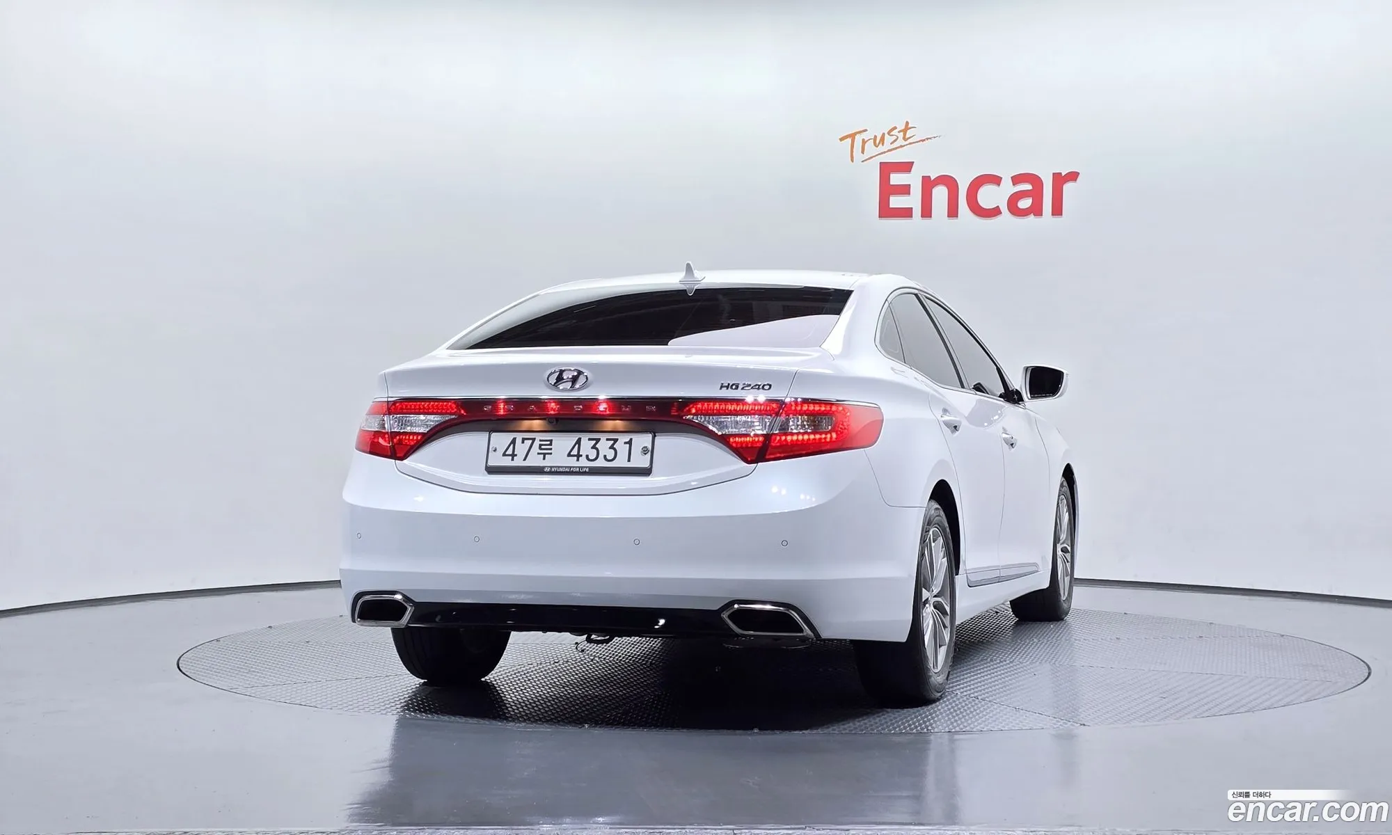 Hyundai Grandeur HG 2015 — 13