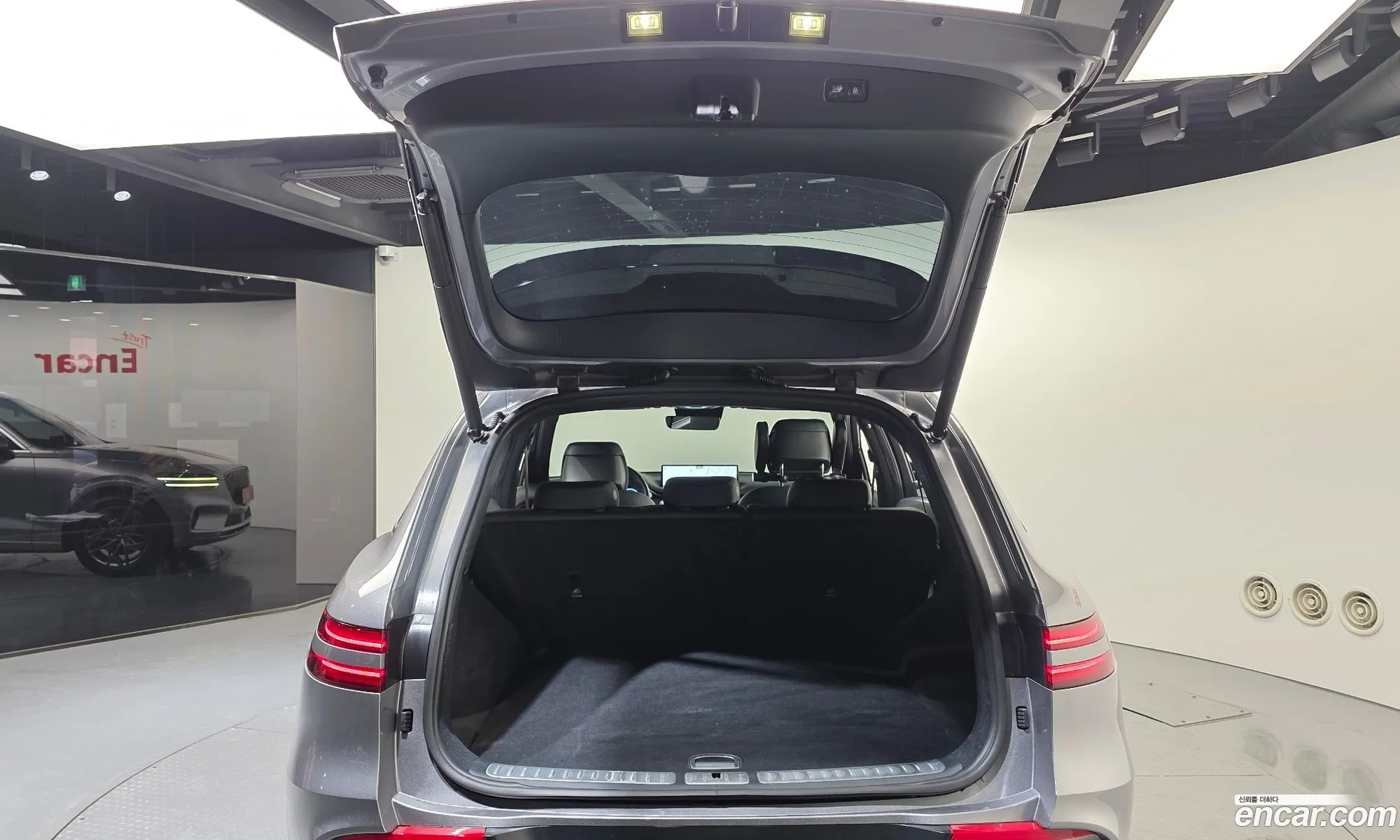 Genesis GV70 2021 — 8