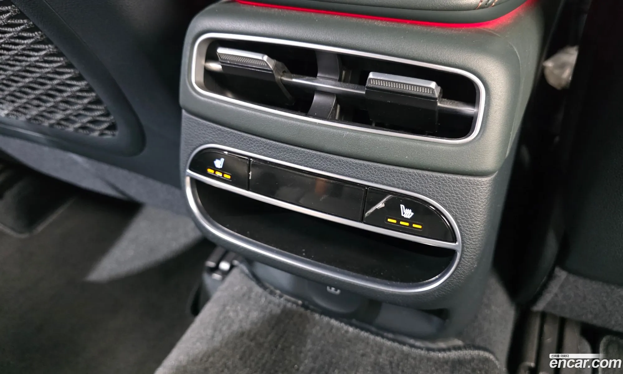 Genesis GV70 2021 — 14