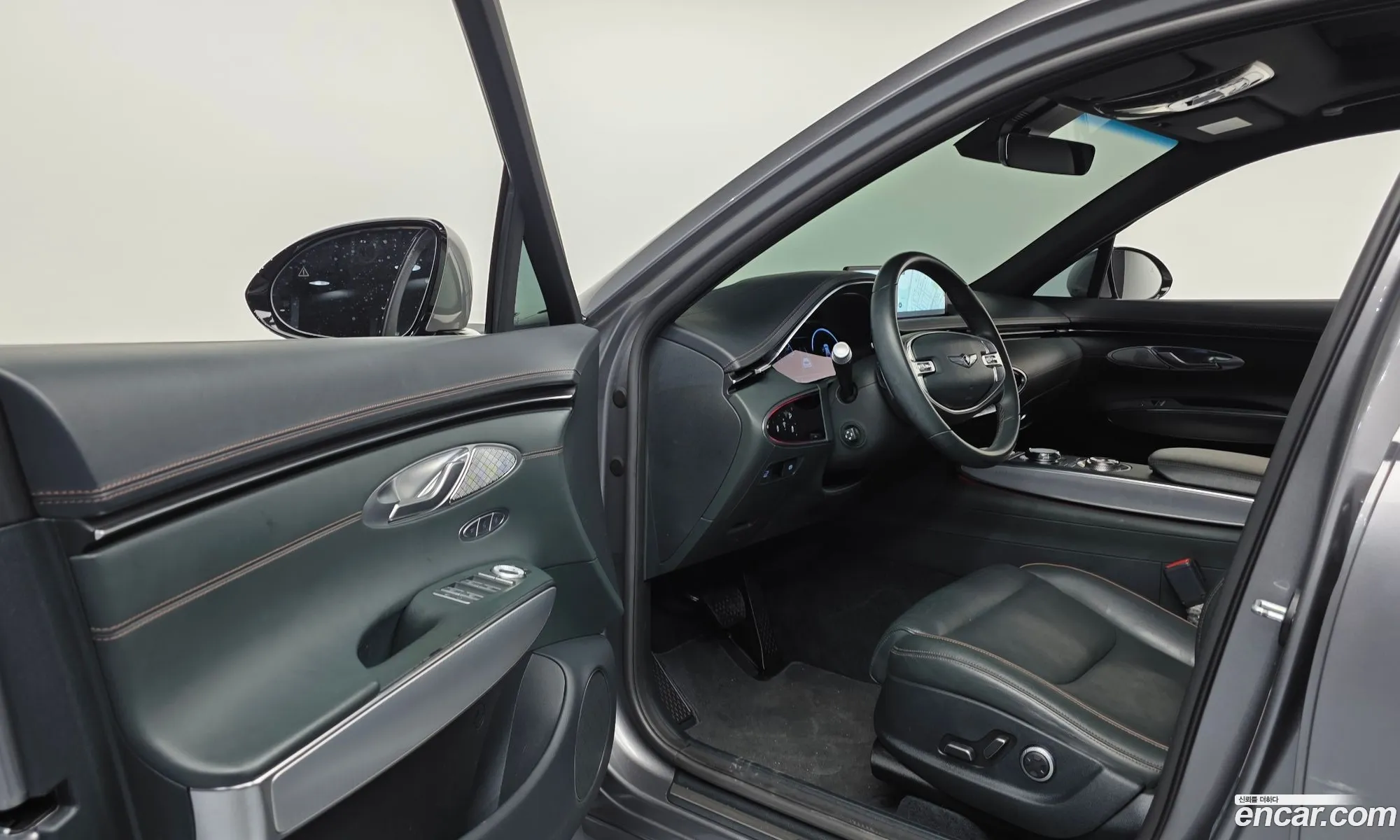 Genesis GV70 2021 — 18