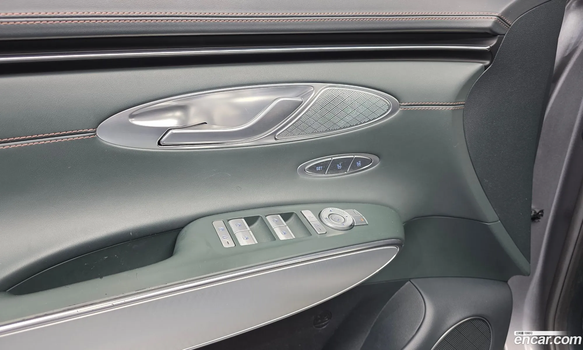 Genesis GV70 2021 — 7