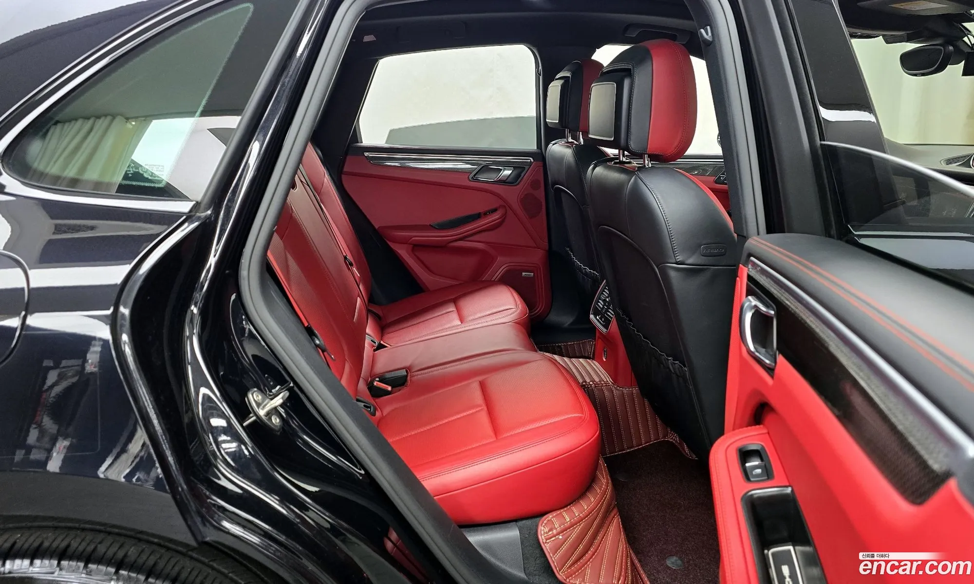 Porsche Macan 2018 WP1AG2952JLB63824 — 4