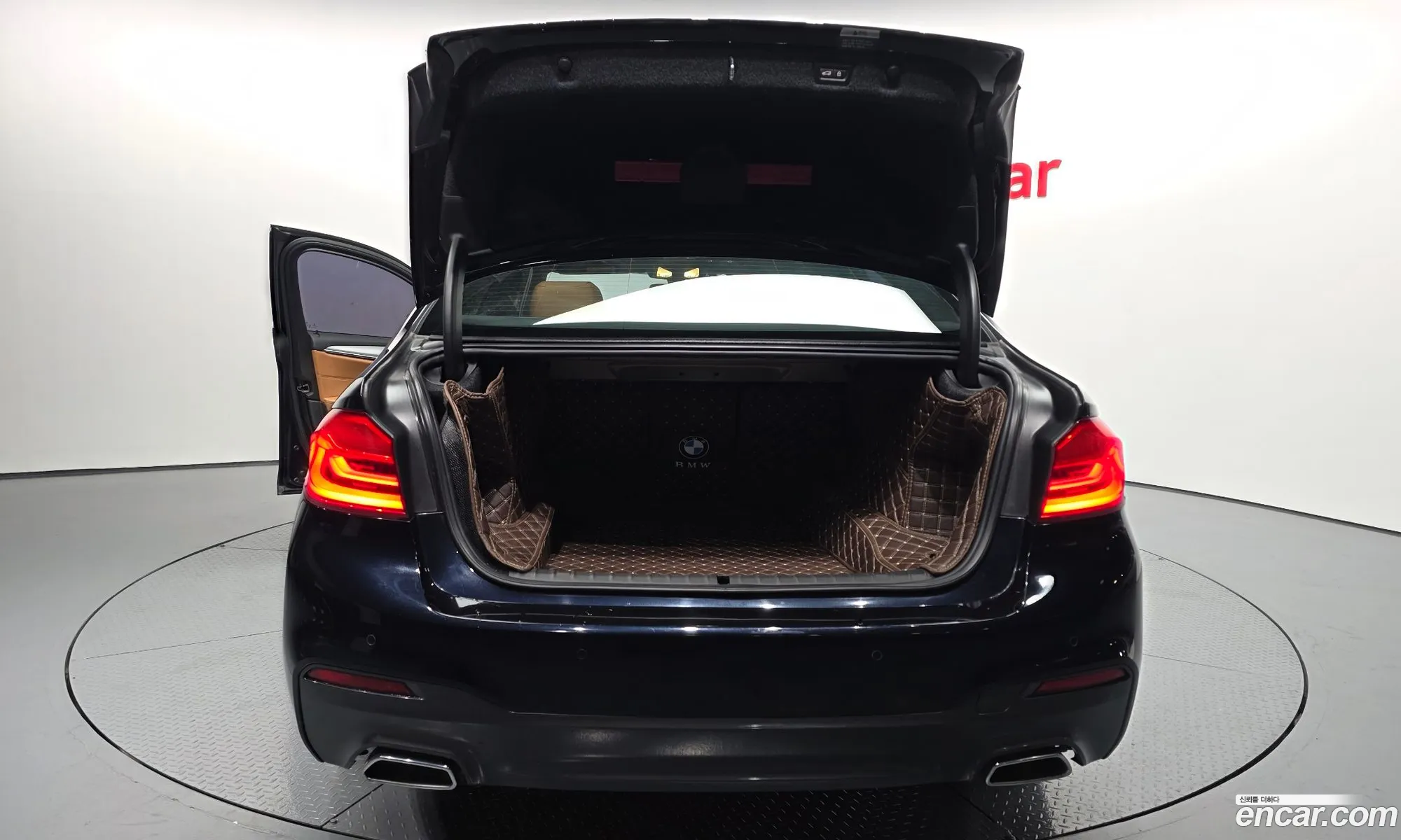 BMW 5 Series 2017 WBAJC3105JG995652 — 10