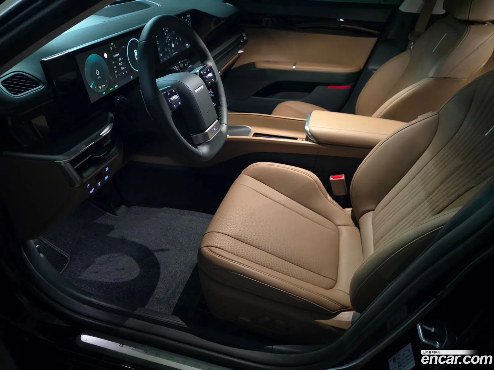 Hyundai Grandeur Hybrid 2026 — 7
