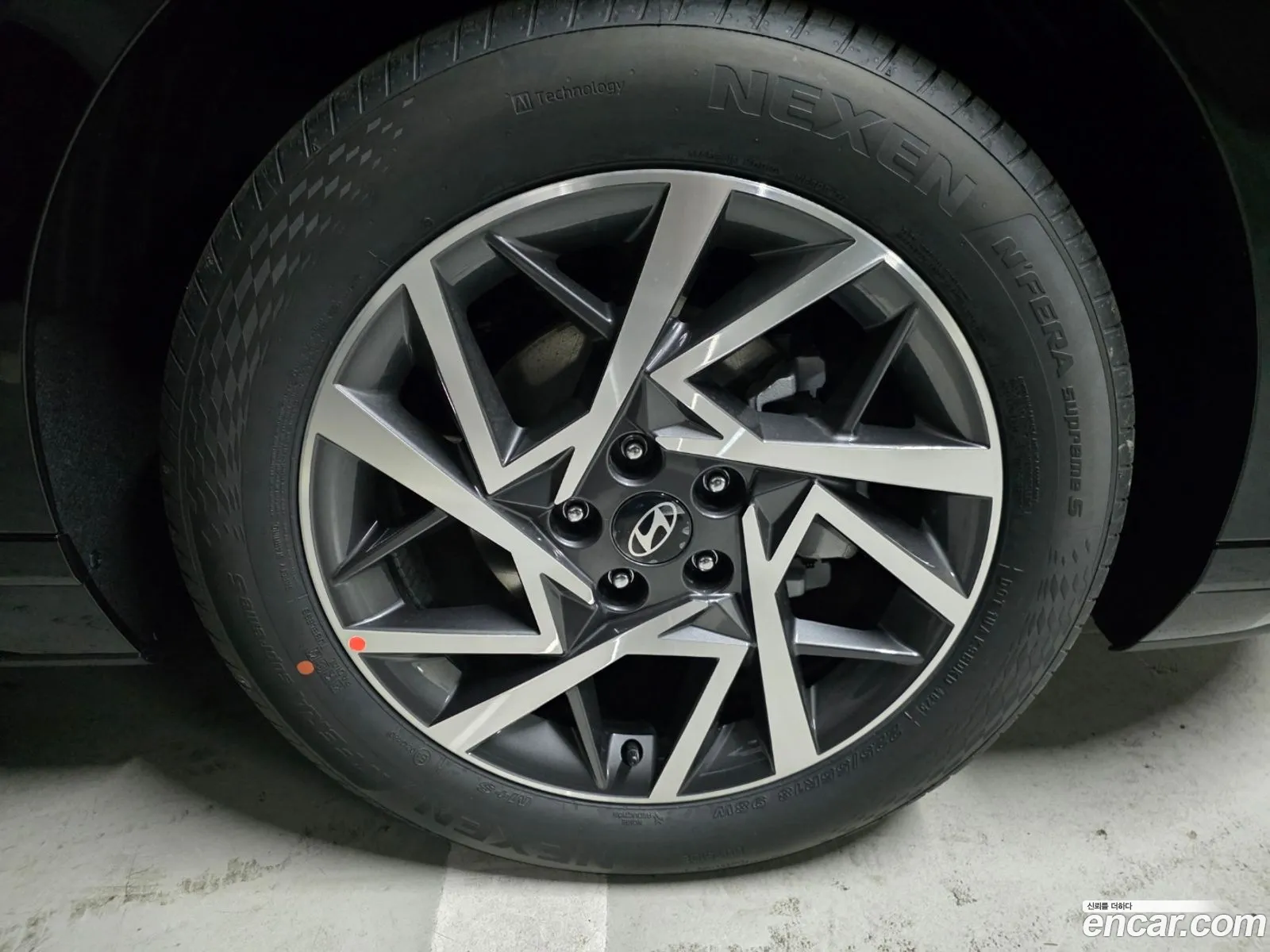 Hyundai Grandeur Hybrid 2026 — 9