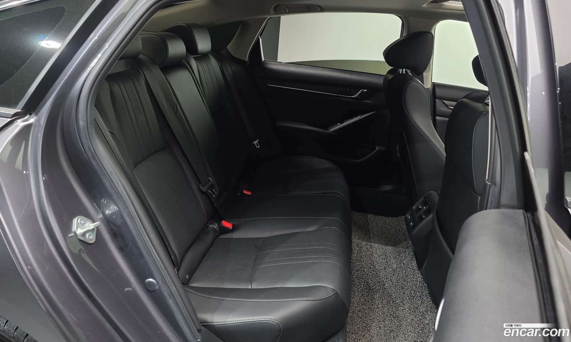 Honda Accord 10th Gen 2021 — 11