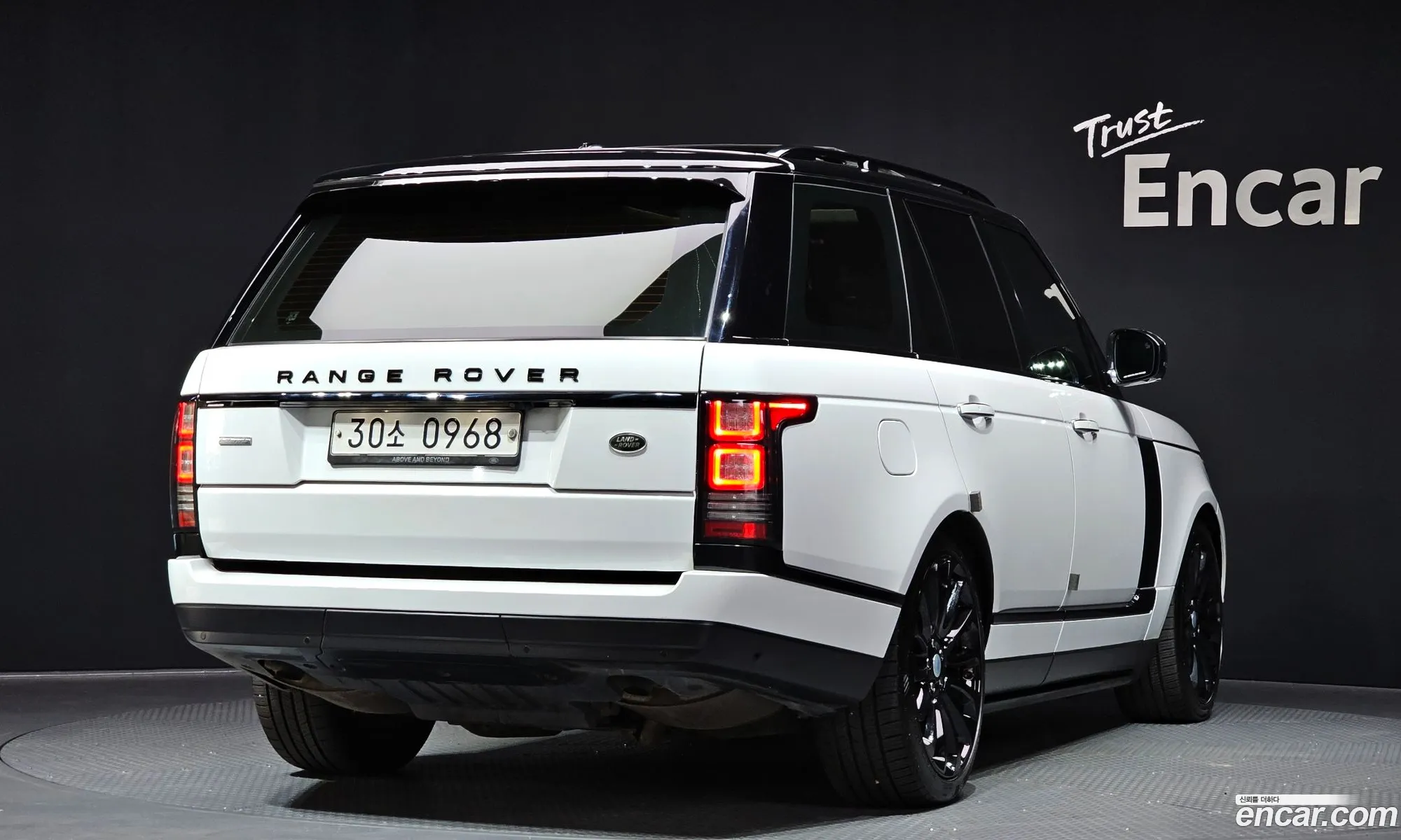 Land Rover Range Rover 2016 SALGA2JF4GA247710 — 6