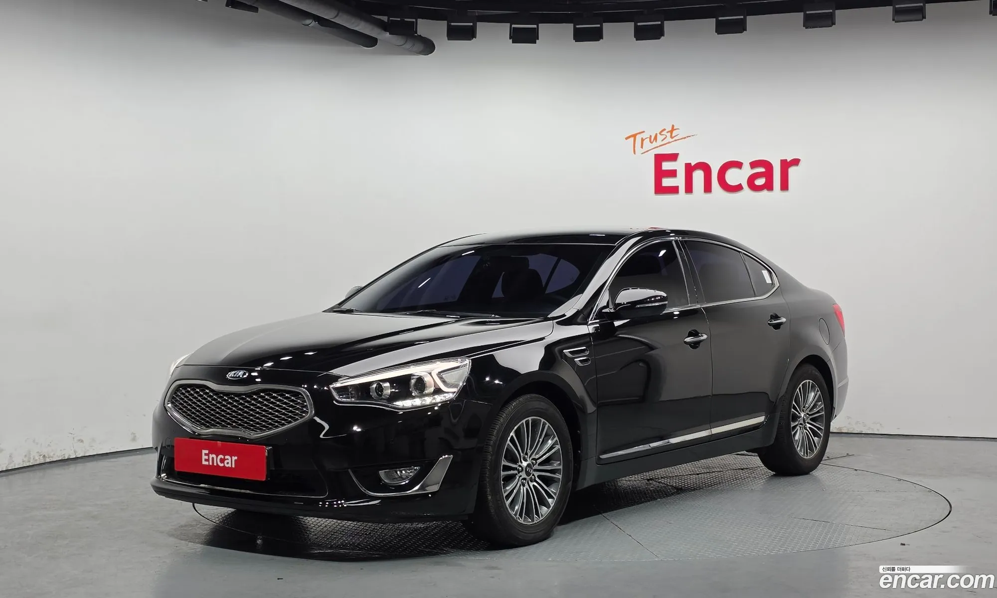 Kia K7 2015 — 17