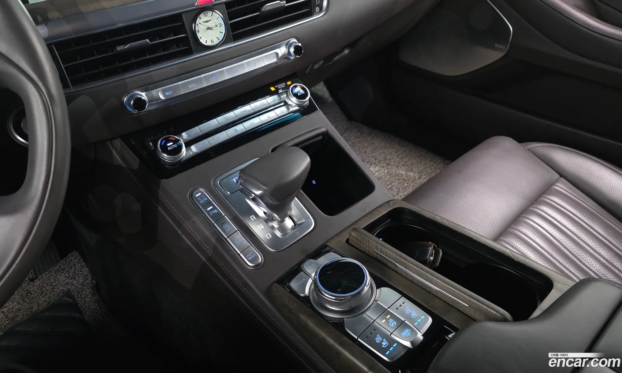 Genesis G90 2020 KMHG341DDMU085545 — 19