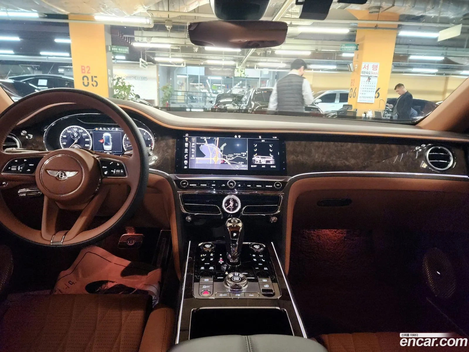 Bentley Flying Spur 2021 — 9