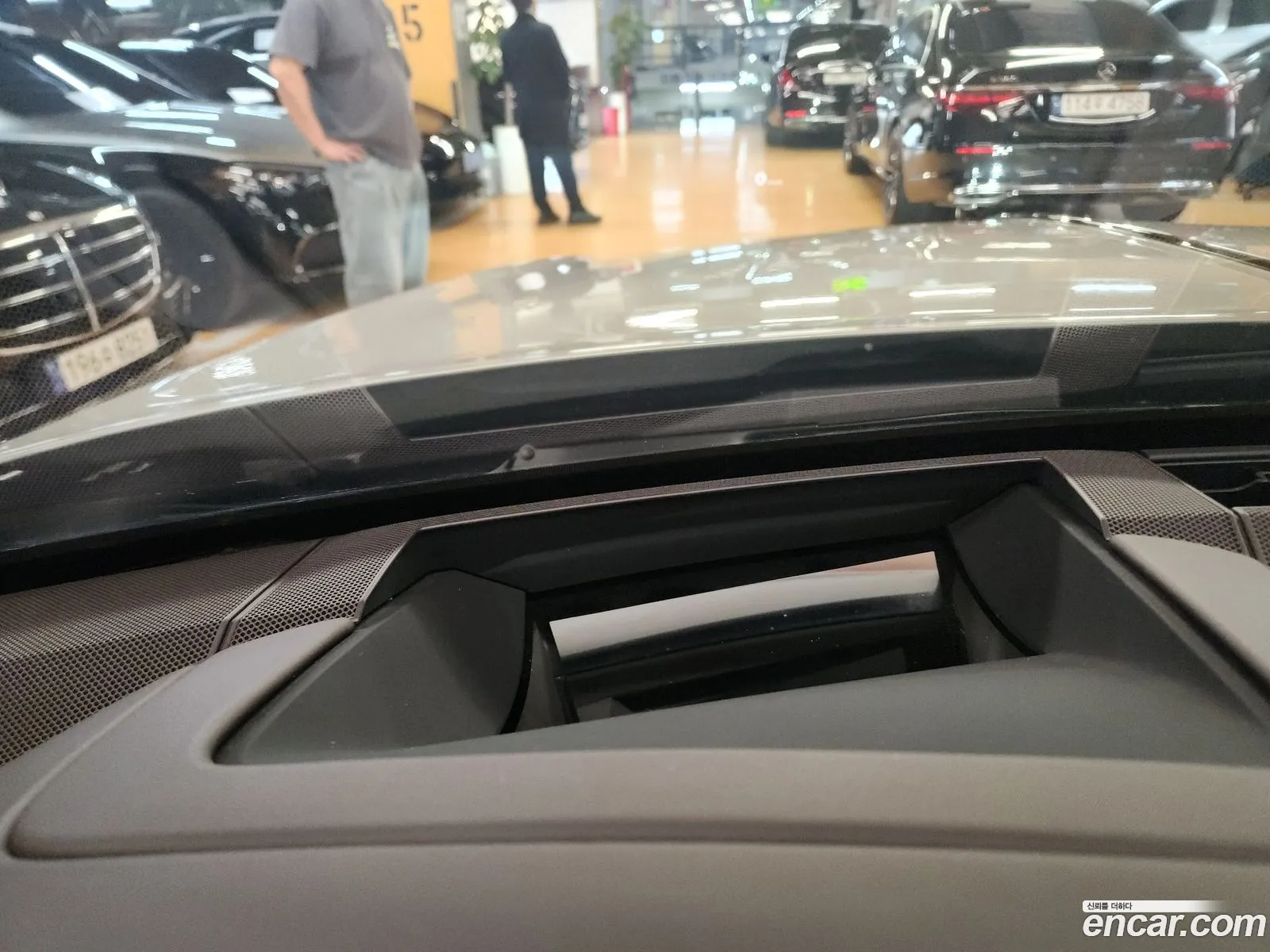 Bentley Flying Spur 2021 — 19