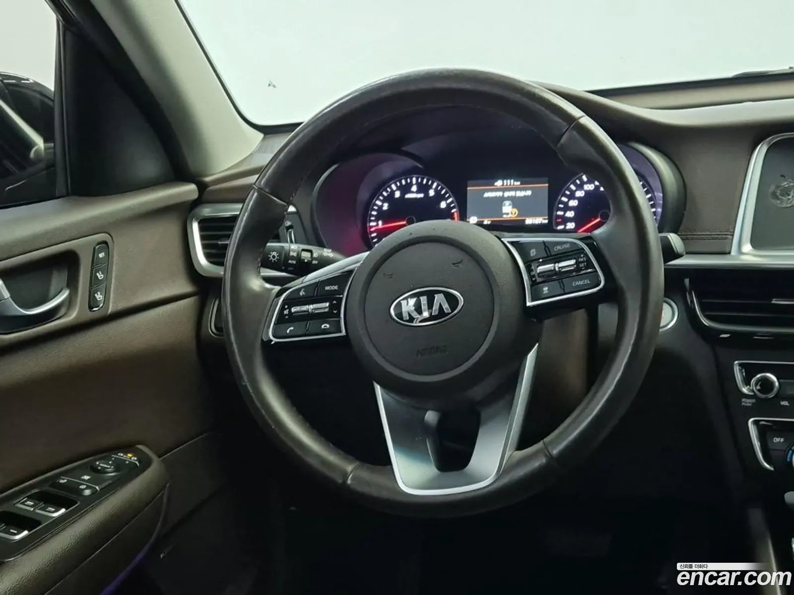 Kia K5 2019 — 14