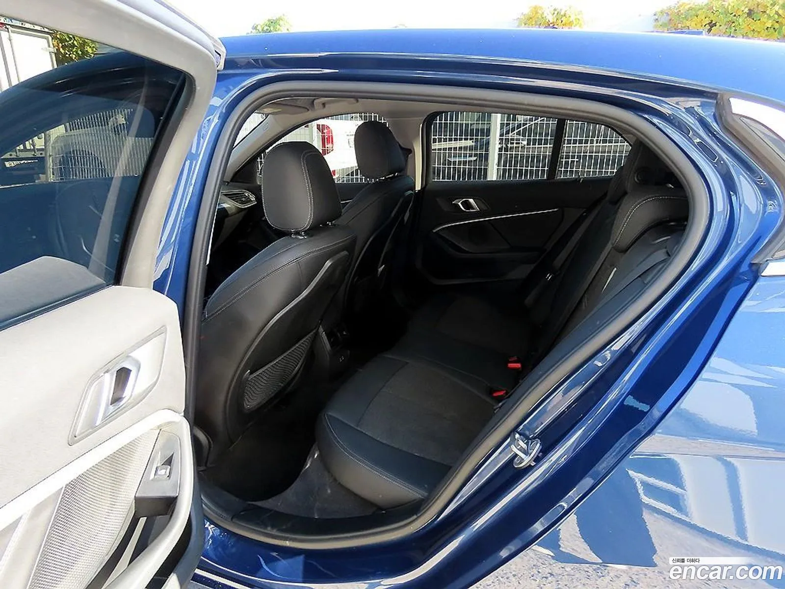 BMW 1 Series 2022 — 12